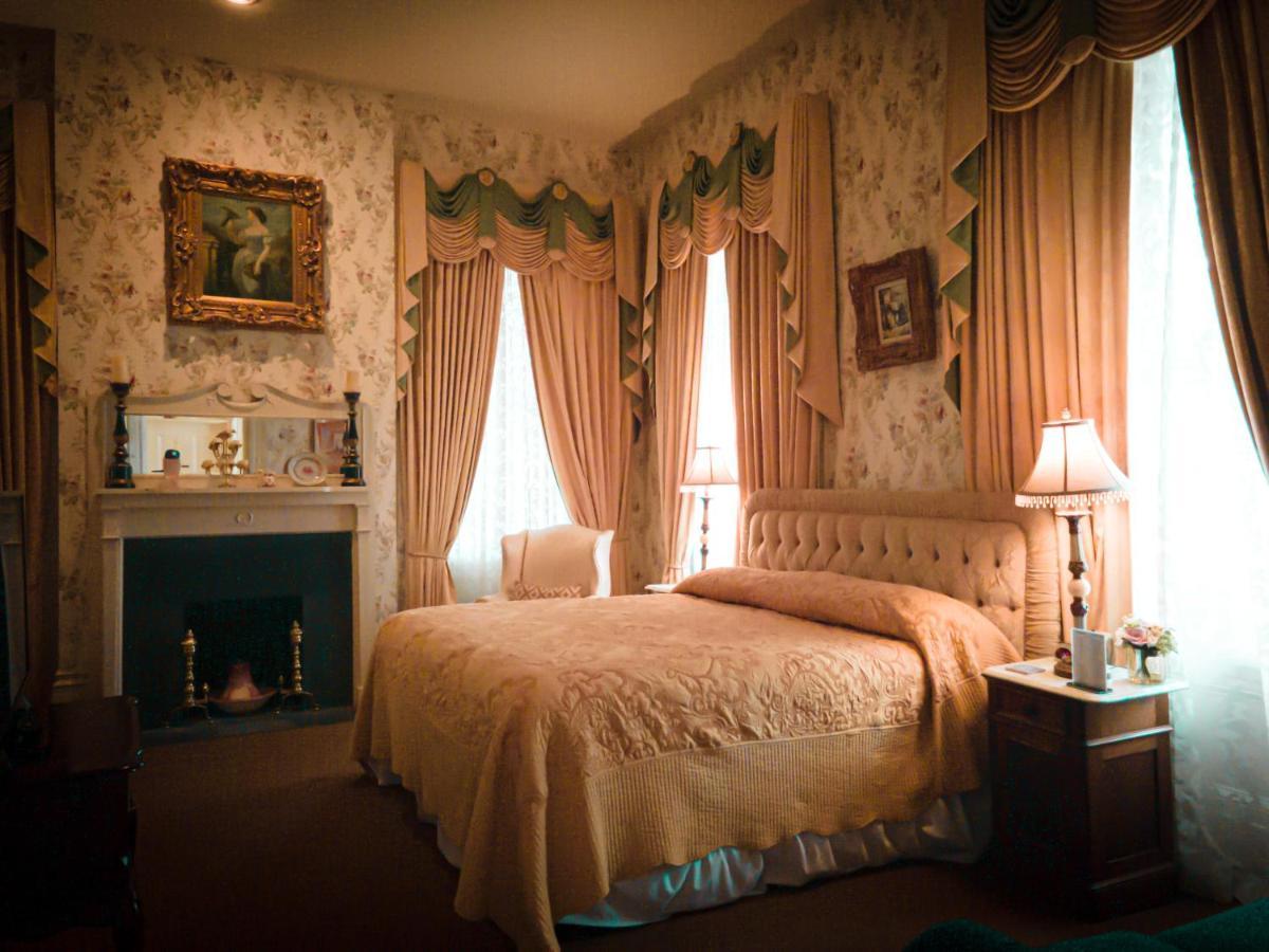 The Historic Mansion Couette-café