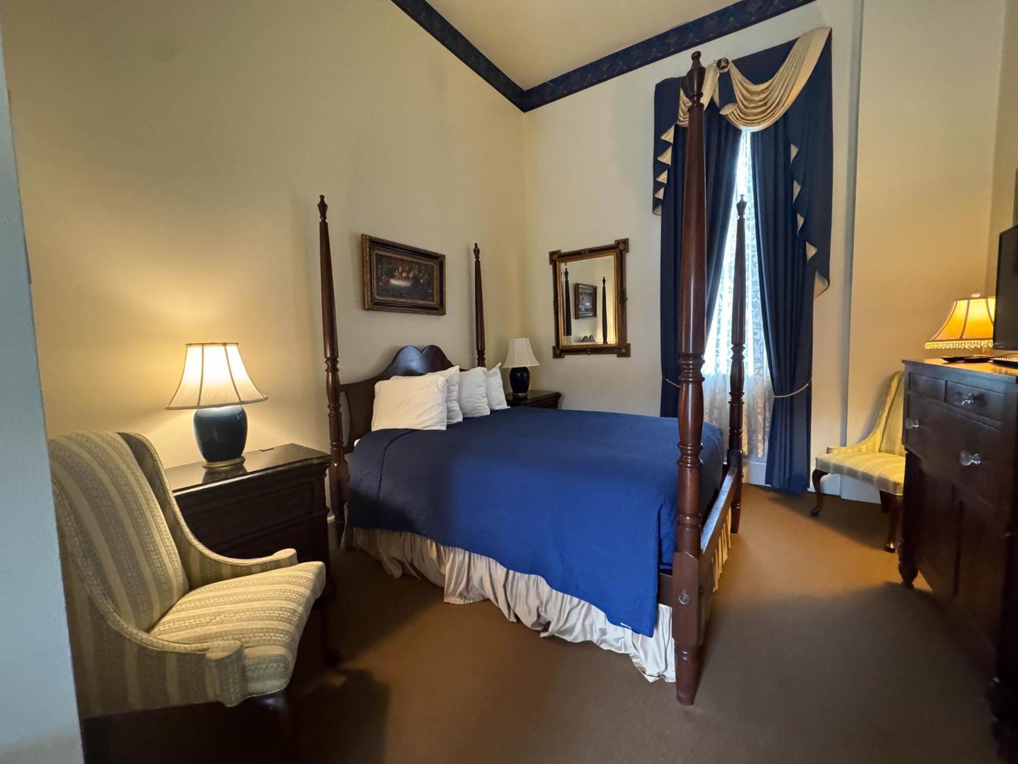 The Historic Mansion 4*