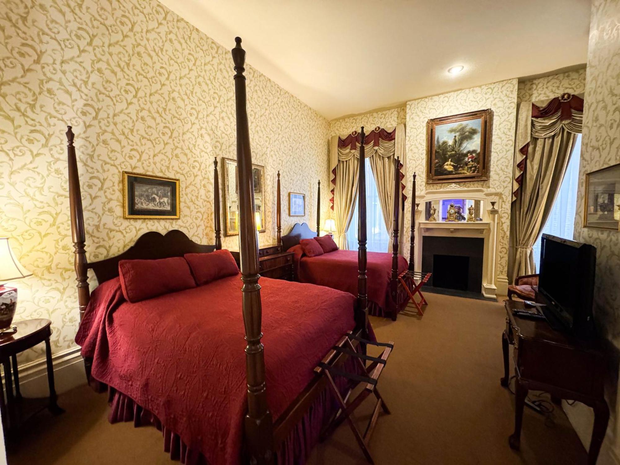 The Historic Mansion Bed & Breakfast