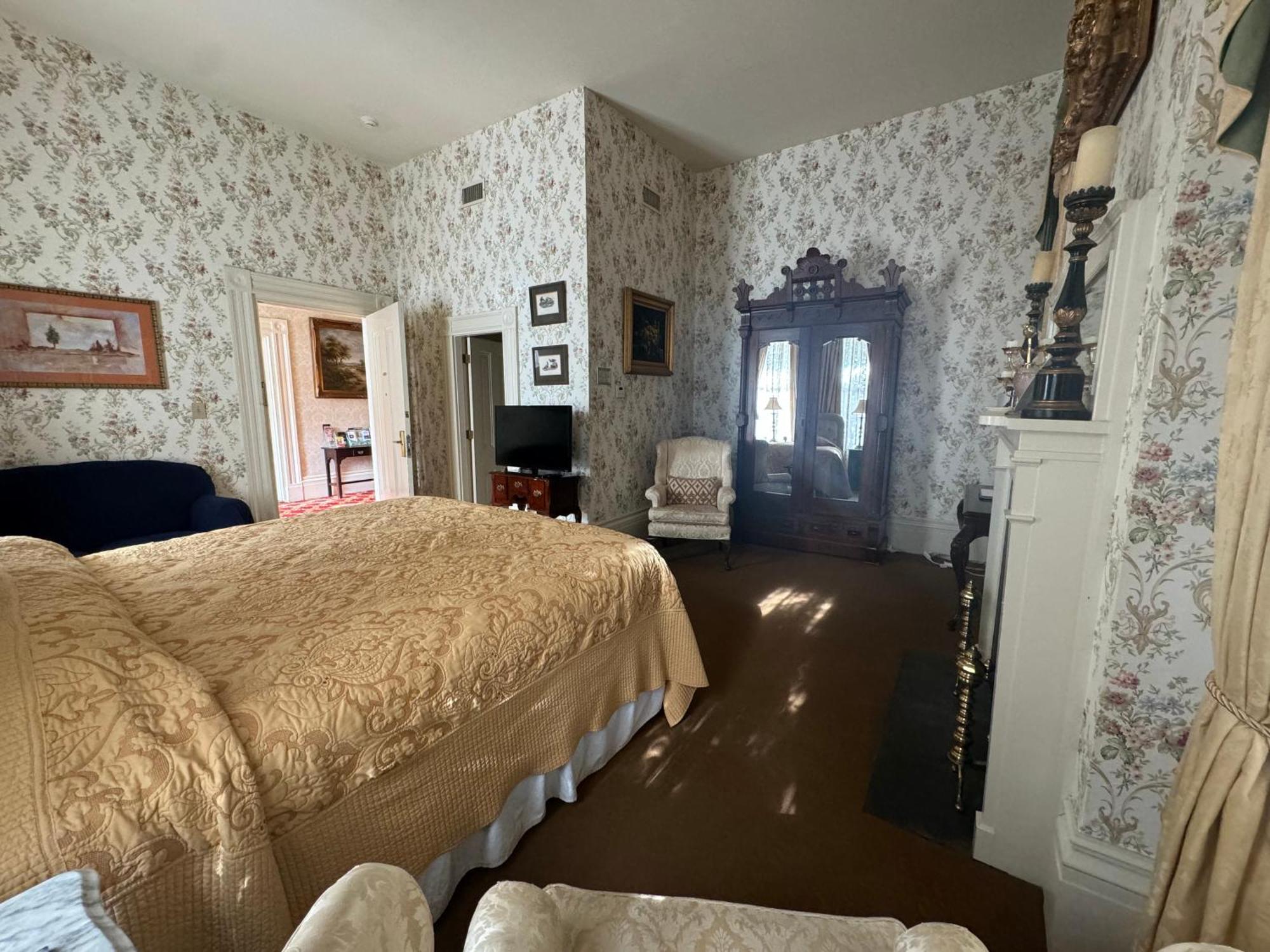 The Historic Mansion Bed & Breakfast 4*